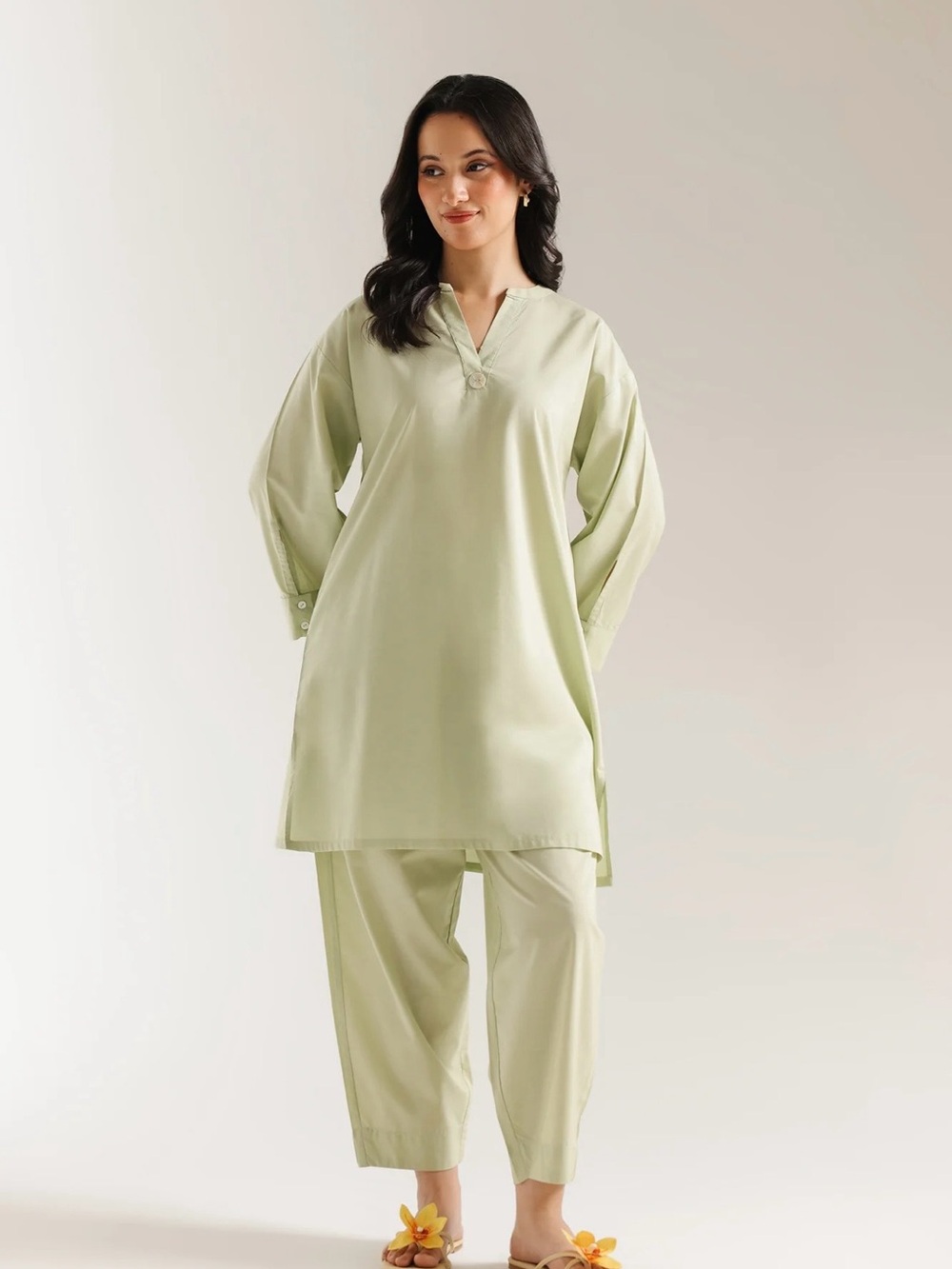 Ethnic 2-pcs Pakistani Wear Light Green Two-Piece Kurta Set